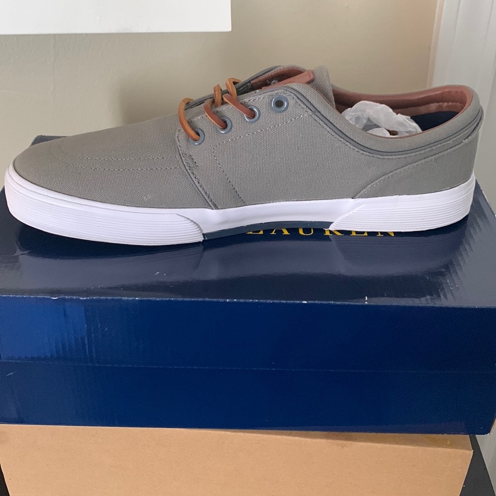 Men’s Shoes